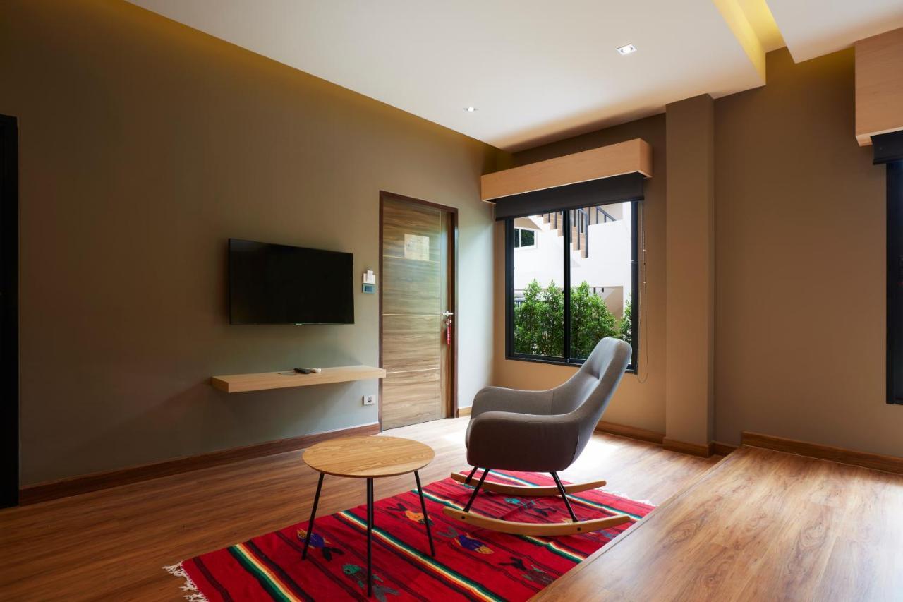 Sand Dollar Boutique Hotel Банг-Саре Екстер'єр фото